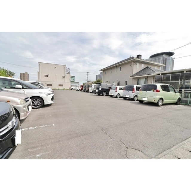 岐阜市薮田南４丁目の駐車場