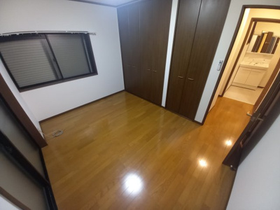 【洋室】 | 緑町貸家
