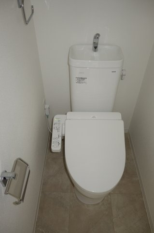 クレストコート中板橋のトイレ