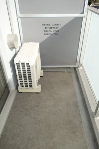 クレストコート中板橋のバルコニー