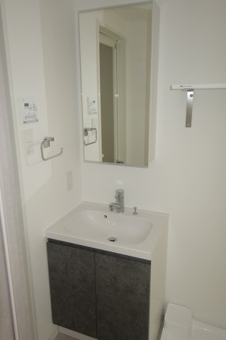 クレストコート中板橋の洗面所