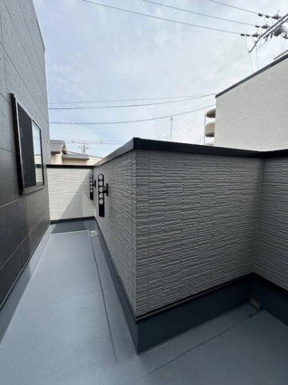 【バルコニー】