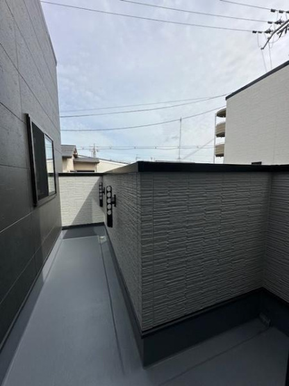 【バルコニー】