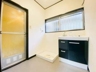 【独立洗面台】