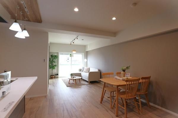 【居間・リビング】 | シャンティー永和　中古マンション