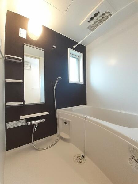 ニーラスク　Ｂの浴室