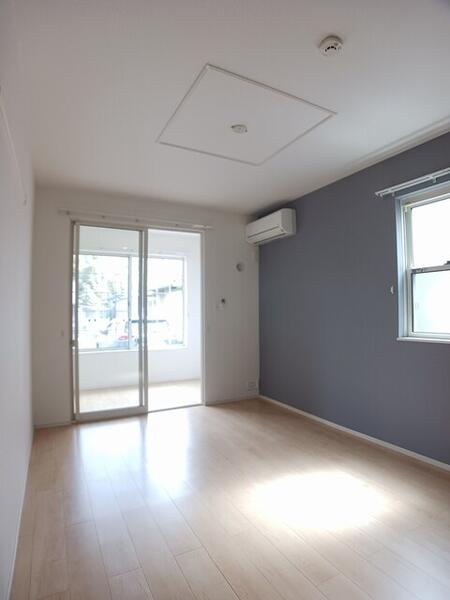 ドリームサイド３の居間・リビング