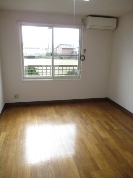 タカオカハイツⅠの洋室