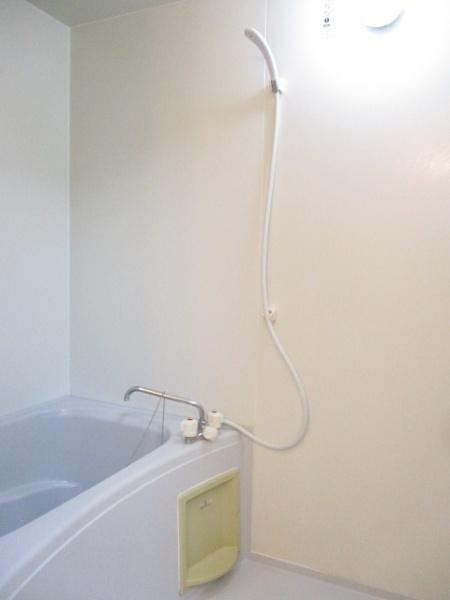 ｙフラットⅡの浴室