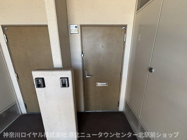 【玄関】
