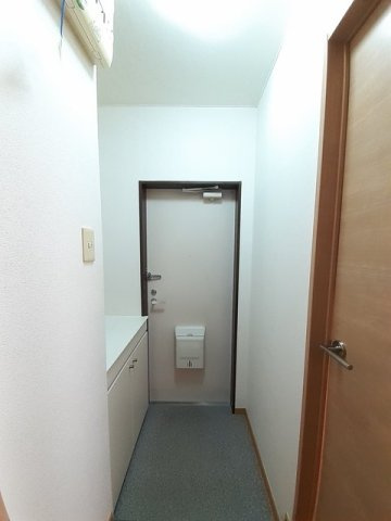 ライジングサンＢの玄関|毎日通る玄関はこちらです