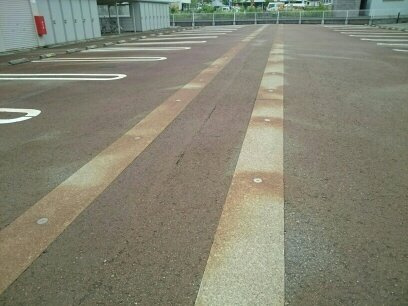 パイシス　Ｂの駐車場|駐車場に車を止められます