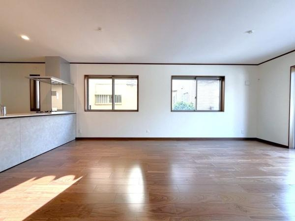 横浜市泉区和泉中央南２丁目の新築一戸建の居間・リビング