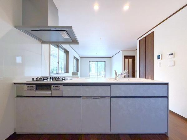 横浜市泉区和泉中央南２丁目の新築一戸建のキッチン