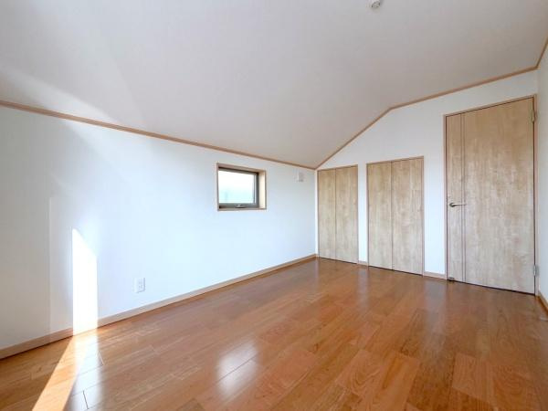 横浜市泉区和泉中央南２丁目の新築一戸建の洋室