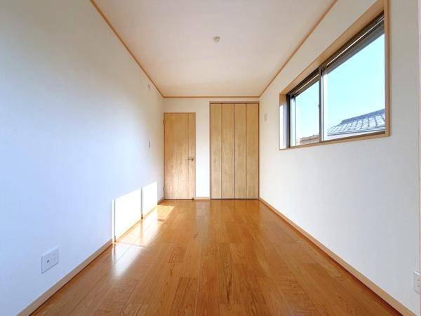 横浜市泉区和泉中央南２丁目の新築一戸建の洋室