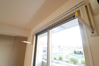 【内装】 | リバーサイドヴィラ ハピネス | 室内物干し