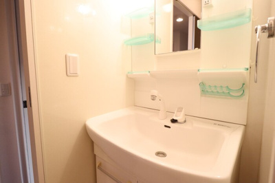 【独立洗面台】 | リバーサイドヴィラ ハピネス | 洗髪洗面化粧台