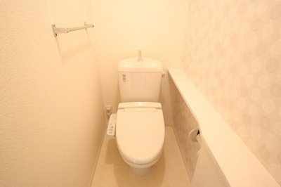 【トイレ】 | リバーサイドヴィラ ハピネス | 温水洗浄暖房便座