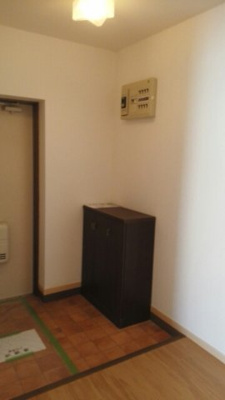 【玄関】 | ロイヤルエステート神明Ａ