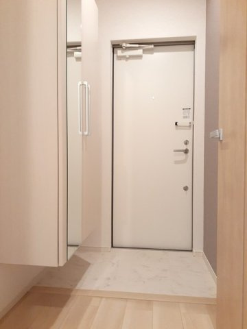 フェリーチェ　ファームの玄関