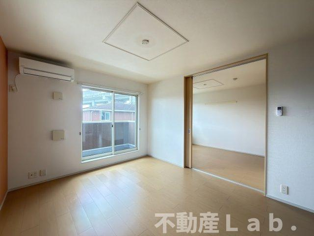 ロータスⅡの居間・リビング