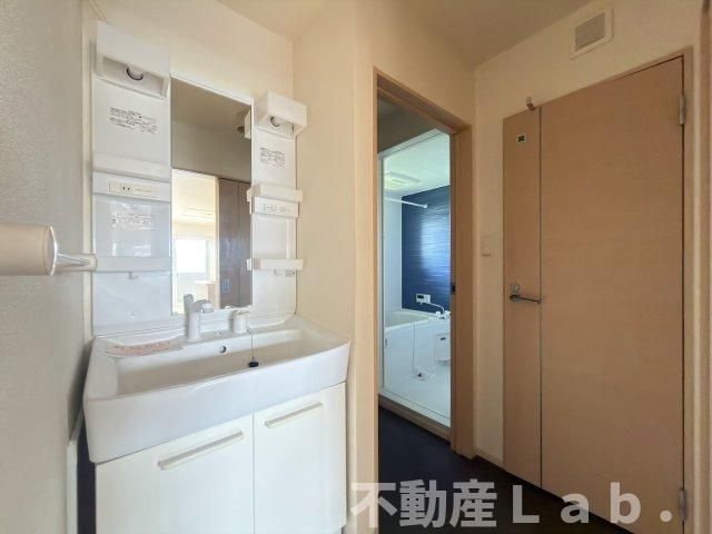 ロータスⅡの洗面所