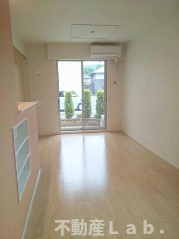 シームリーレジデンスＡの居間・リビング