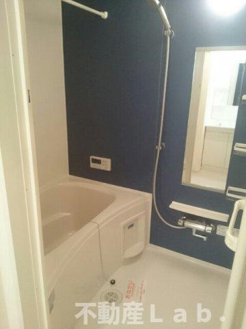 シームリーレジデンスＡの浴室