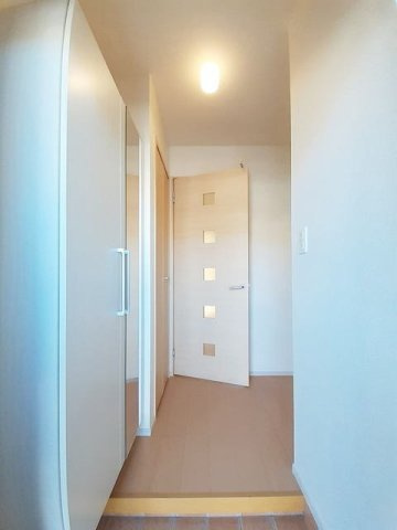 サンライズ城南Ｂの玄関