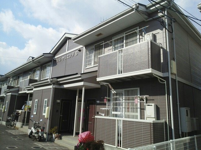 ソル・サリエンテＢ