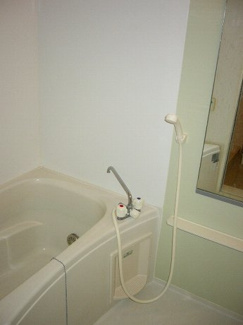 【浴室】 | ソール・オリエンスＢ | ゆったり過ごせるお風呂です