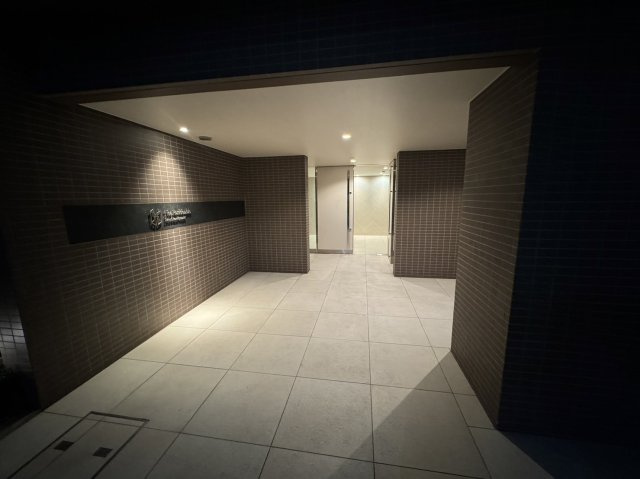 ザ・パークハビオ上野御徒町のエントランス