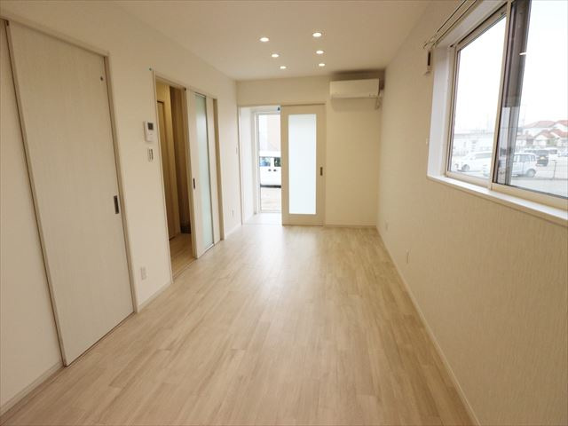 ソラーレ渡邉の居間・リビング