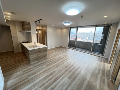 【居間・リビング】 | ヴィセント到津（A-2）