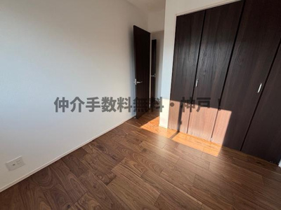 【洋室】 | 神戸市垂水区南多聞台1丁目　新築戸建　仲介手数料無料！ | 広々とした洋室です