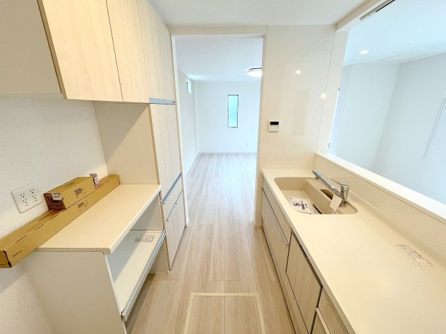 昭島市松原町全２棟　新築分譲の内観：施工例