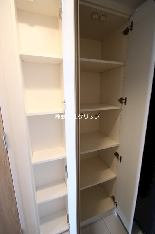 ブランシエスタ横浜高島町の収納