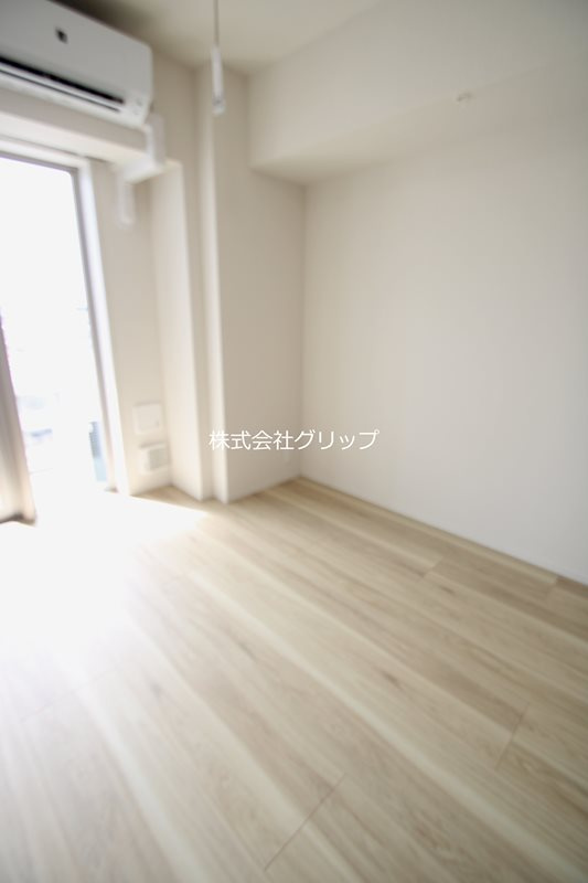 ブランシエスタ横浜高島町の洋室