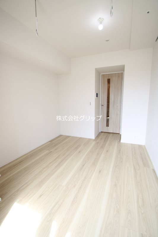 ブランシエスタ横浜高島町の居間・リビング