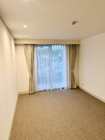 オリオールガーデンズ（AUREOLE GARDENS）の画像