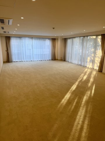 オリオールガーデンズ（AUREOLE GARDENS）の画像