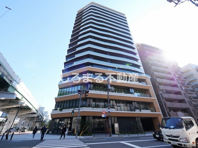 コンフォリア・リヴ本町WESTQの外観