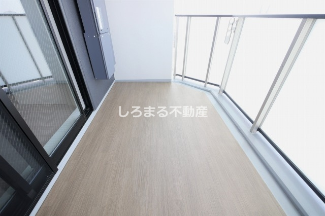 コンフォリア・リヴ本町WESTQのバルコニー