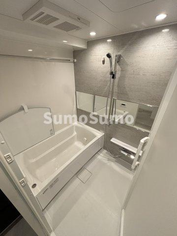 ＧＬＡＭ　ＳＴＥＬＬＡ松屋町の浴室