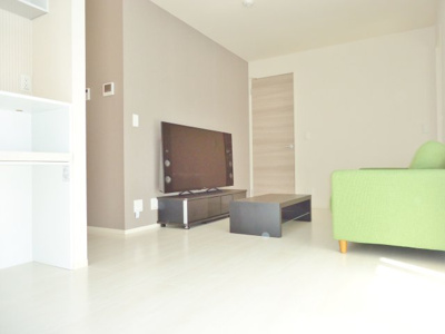 【居間・リビング】 | ハピネス２ | LDK13.5帖