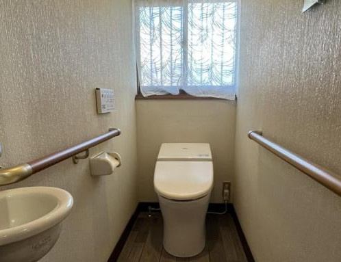 東雲町3丁目　中古戸建のトイレ