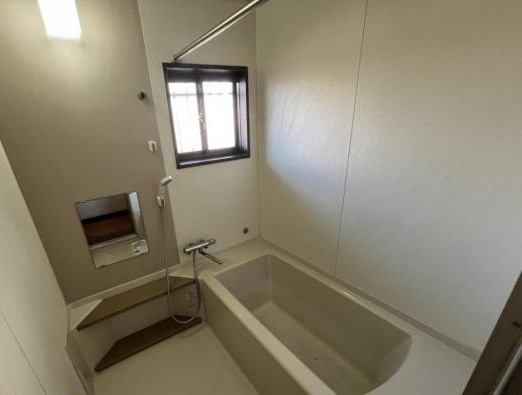 東雲町3丁目　中古戸建の浴室