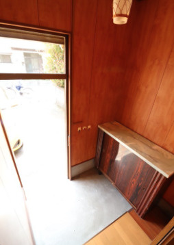 テラスハウス明星【10.000円キャッシュバック対象物件】の玄関