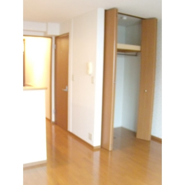 湘南(新)パラシオンの居間・リビング